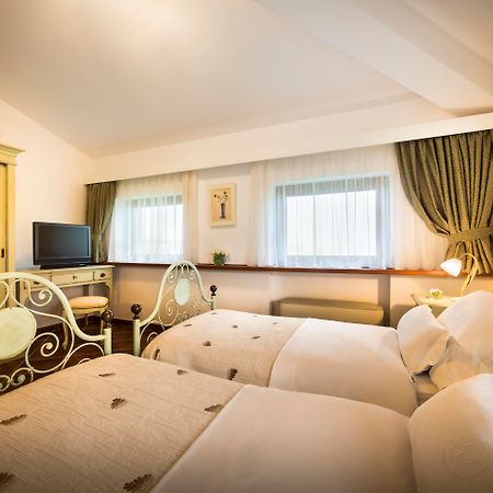 Palazzo Angelica B&B Adults Only Oprtalj Екстер'єр фото