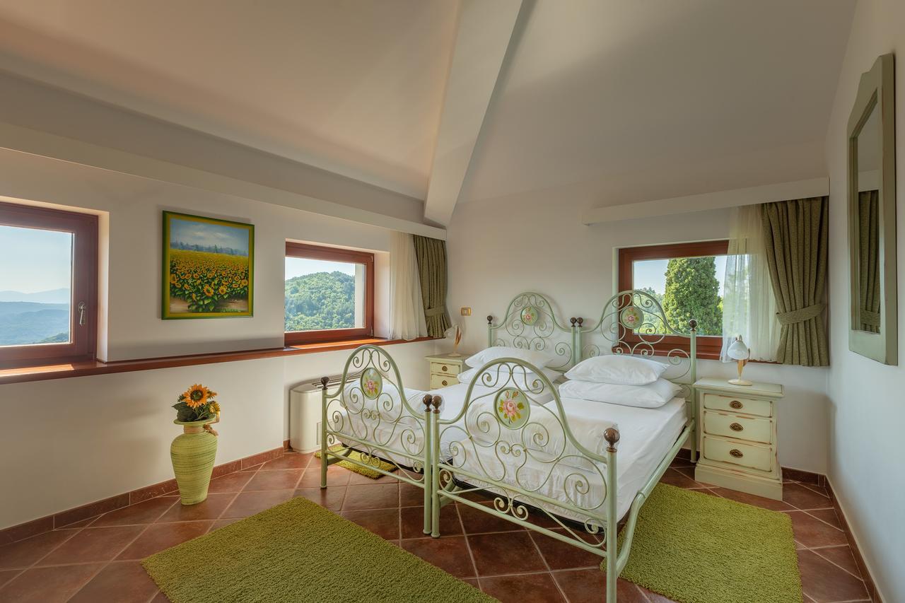 Palazzo Angelica B&B Adults Only Oprtalj Екстер'єр фото