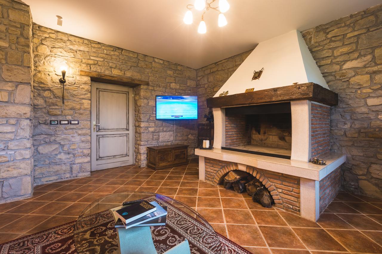 Palazzo Angelica B&B Adults Only Oprtalj Екстер'єр фото